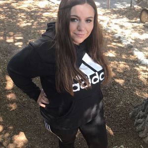 Meet your Posher, Corissa